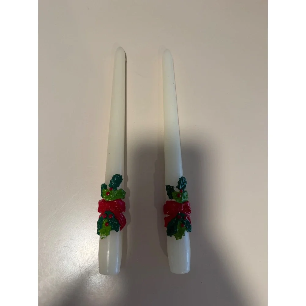 Vintage Christmas Holly Berry Taper Candles Pair Red Bow White Wax‎ 10in Holiday